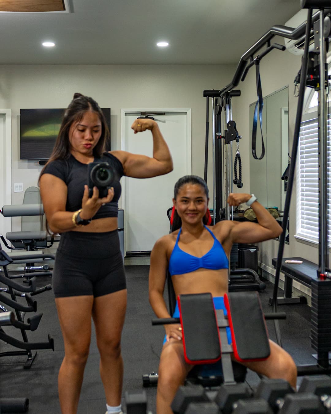 Two members training together at the Hilo studio.